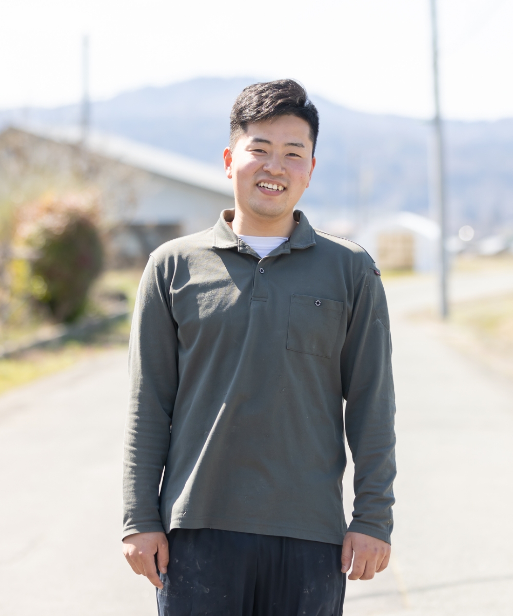 社員大工 鈴木翔也